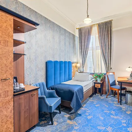 Diament Plaza Hotel