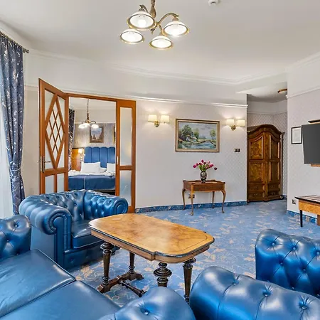 Diament Plaza 4*