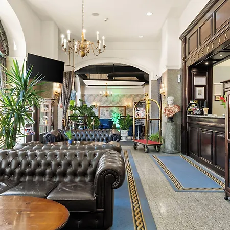 Hotel Diament Plaza
