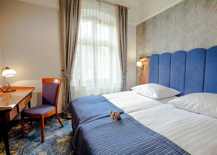 Diament Plaza Hotel 4*