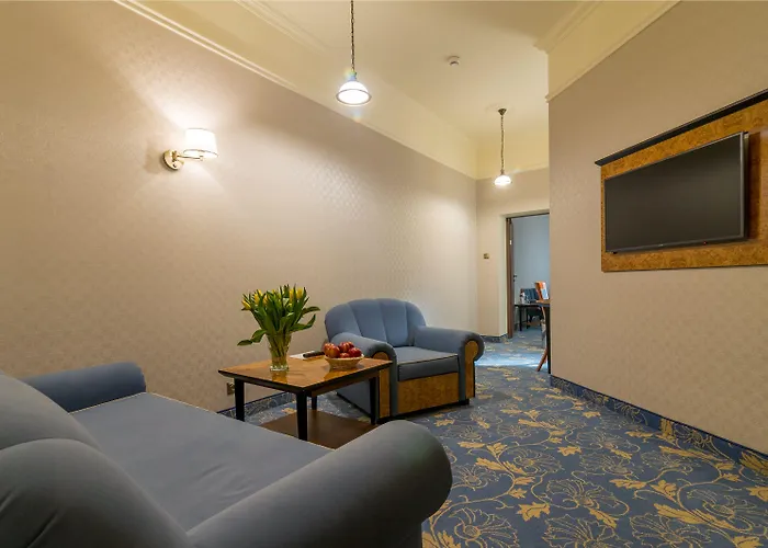 Otel Diament Plaza 4*